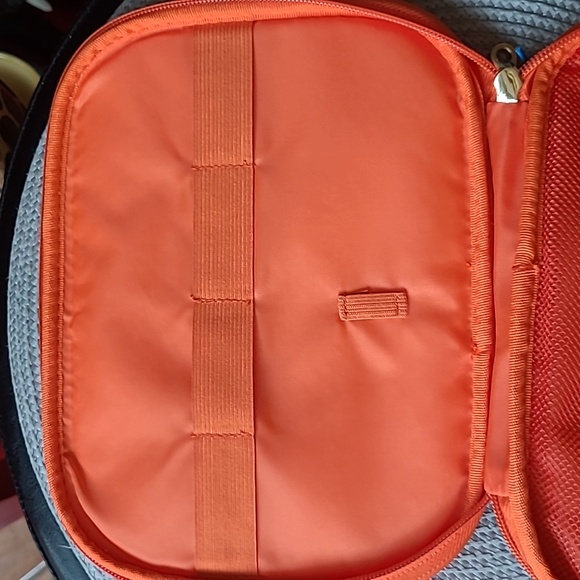 Ban.do Mobile Desk Pouch - Picture 6 of 11